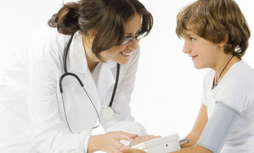 Lékařská péče o revmatické dítě musí být komplexní 